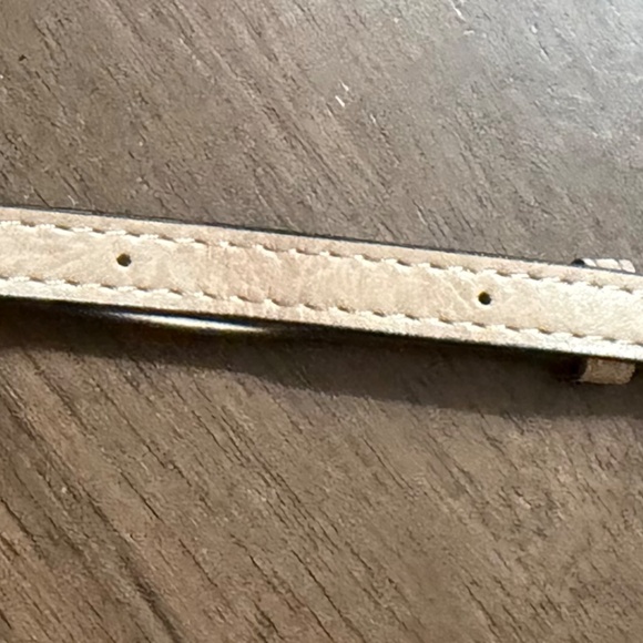 Sam & Hadley Embossed Wallet-On-A-String - Picture 13 of 16